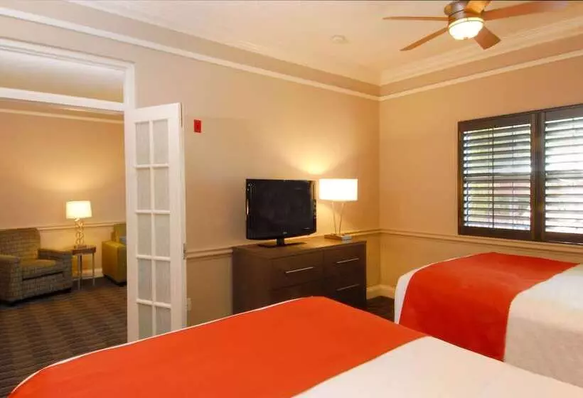スイート, Radisson Resort At The Port
