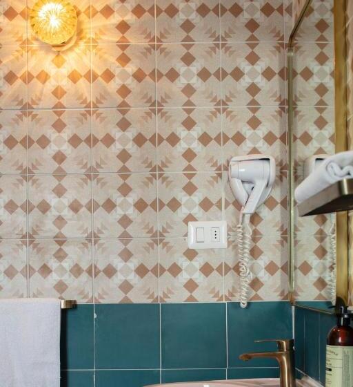 수피리어 룸, Rocas De Bahía