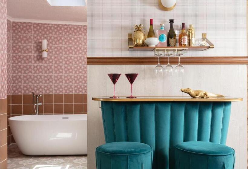 디럭스 룸, Rocas De Bahía