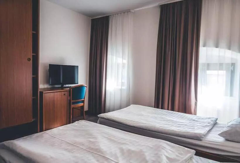 اتاق استاندارد, Sabotin, Hotel & Restaurant