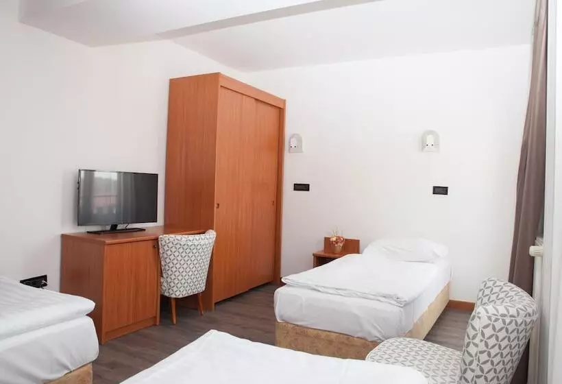 اتاق استاندارد, Sabotin, Hotel & Restaurant