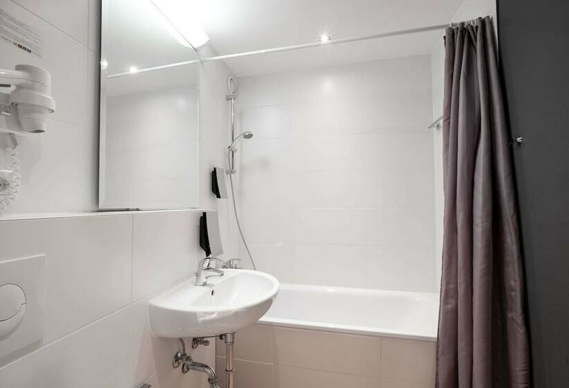 اتاق استاندارد, Berlin Lichtenberg