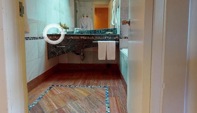 غرفة قياسية, Dan Eilat