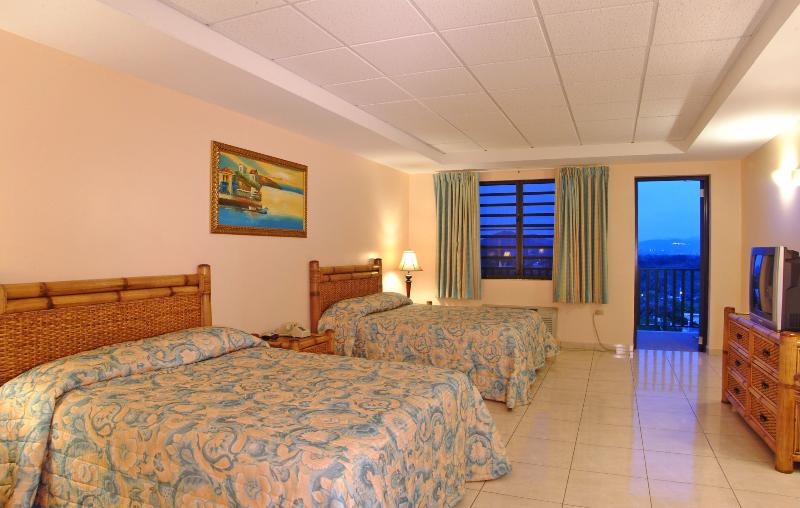 اتاق استاندارد, Fajardo Inn