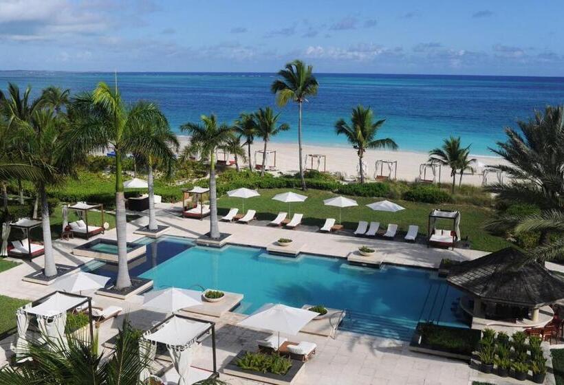 سوئیت دلوکس 2 خوابه, Grace Bay Club