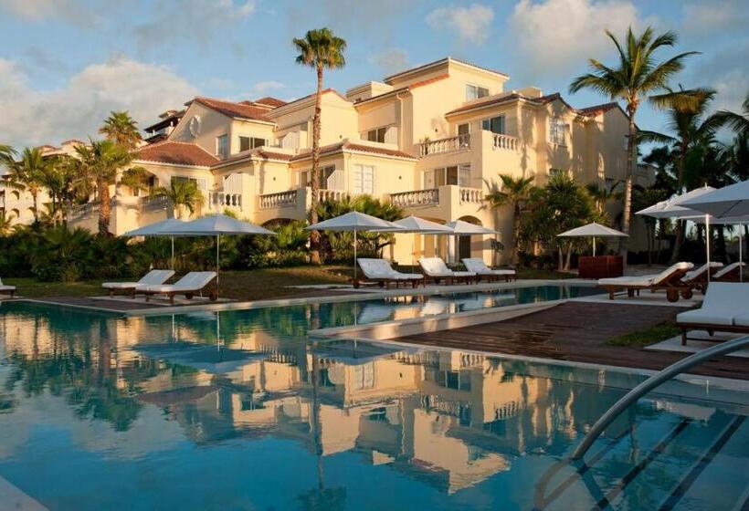 سوییت لوکس, Grace Bay Club