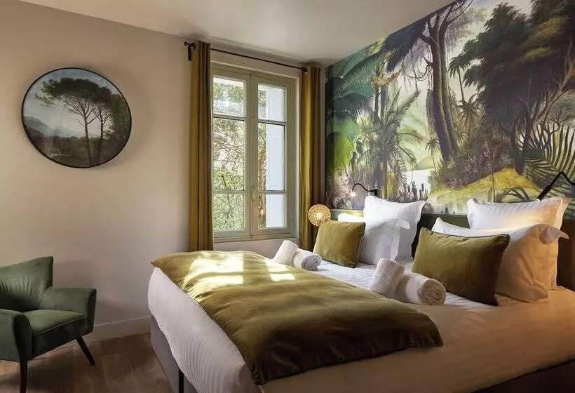 سوییت جونیور, Hôtel Saint Alban