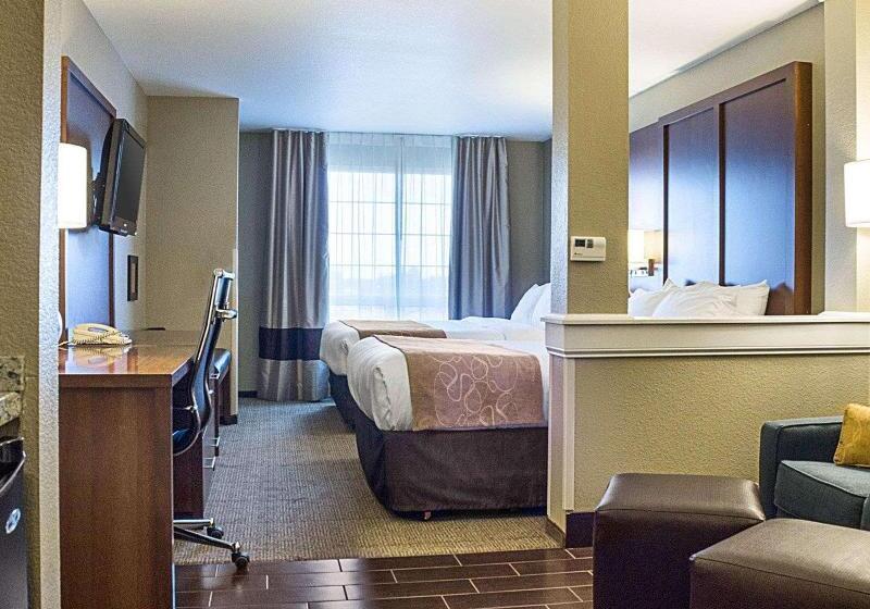 اتاق سوپریور, Laugarbakki