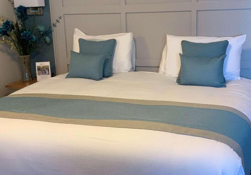 اتاق استاندارد, Laugarbakki