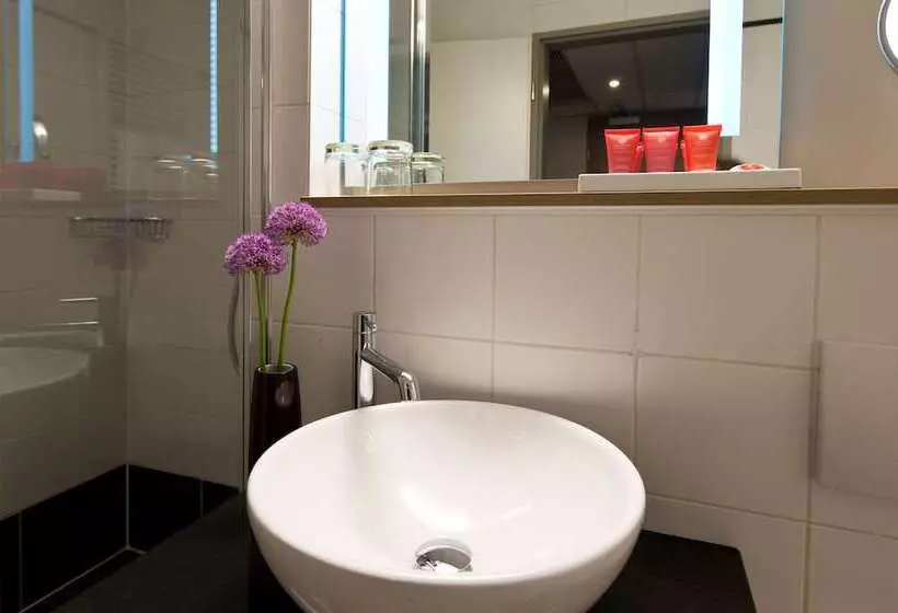 コンフォートルーム, Leonardo Hotel Munich City Olympiapark