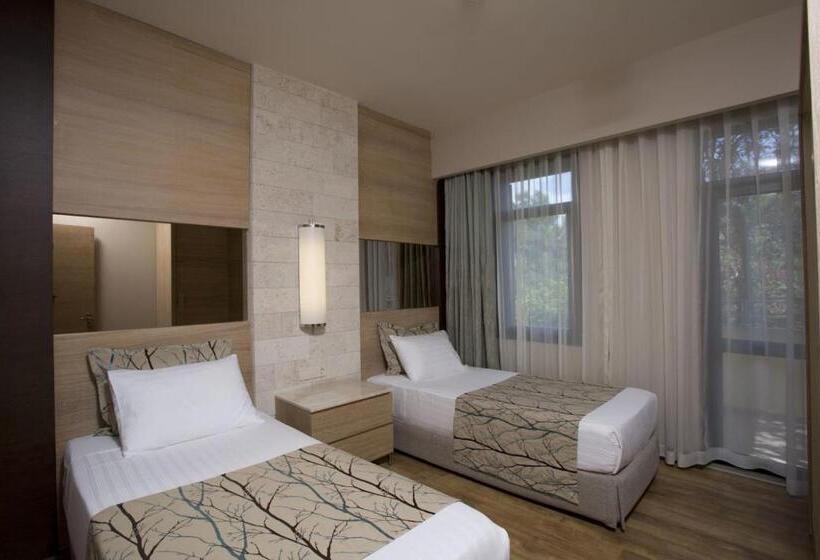 דירת שני חדרים, Melas Holiday Village