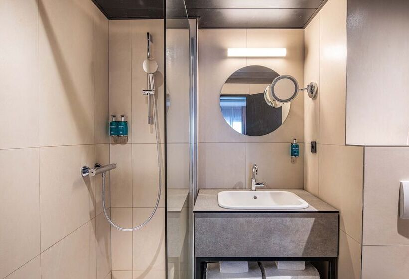 Standard Room, Numa Brussels Royal Galleries