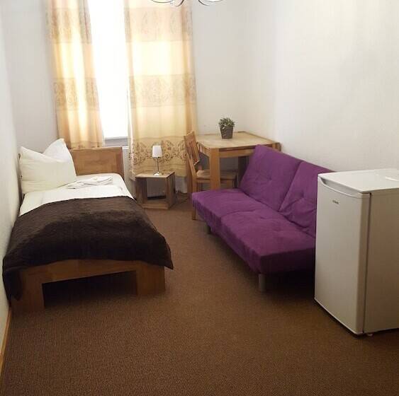 Standart Tek Kişilik Oda, & Restarant Ausspann