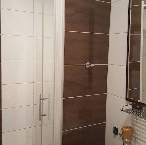 Standart Tek Kişilik Oda, & Restarant Ausspann