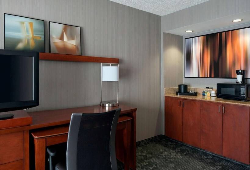 Люкс Вид на Бассейн, Sonesta Select Los Angeles Torrance South Bay