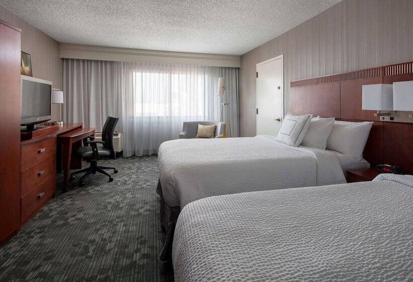 Люкс Вид на Бассейн, Sonesta Select Los Angeles Torrance South Bay