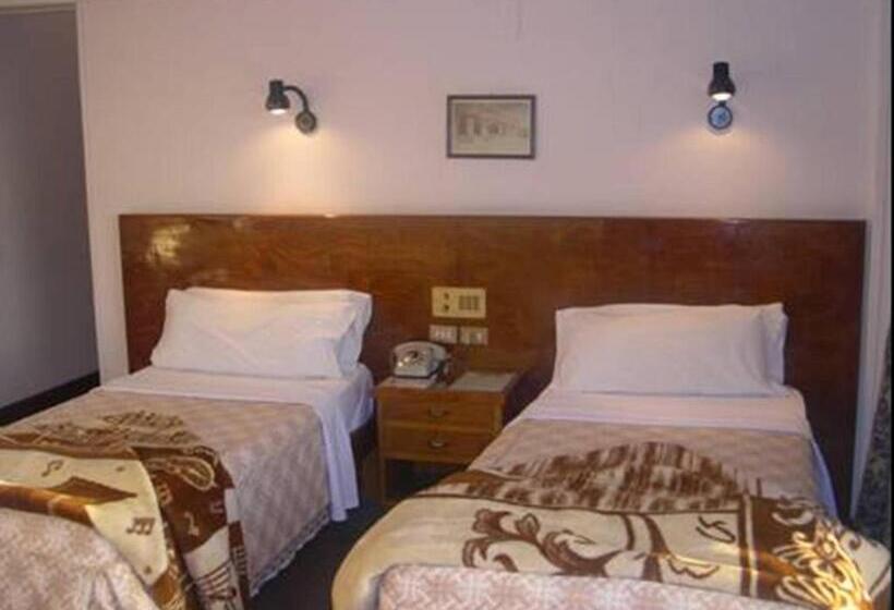 اتاق استاندارد یک نفره, St.joseph