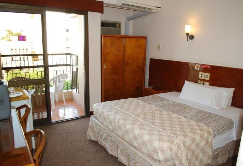 اتاق استاندارد یک نفره, St.joseph