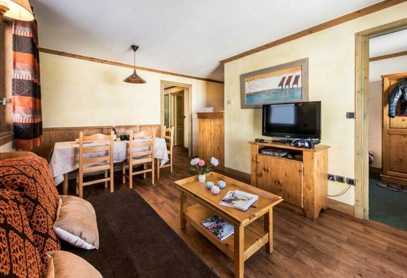 5 Bedroom Apartment, Residences Village Montana By Les Etincelles