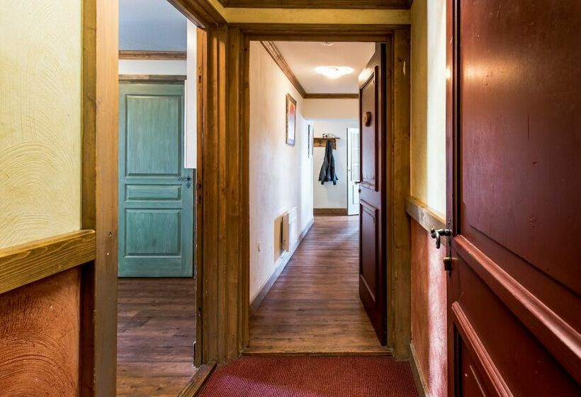 5 Bedroom Apartment, Residences Village Montana By Les Etincelles