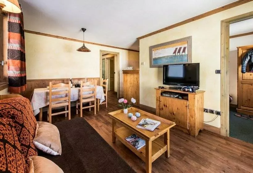 5 Bedroom Apartment, Residences Village Montana By Les Etincelles