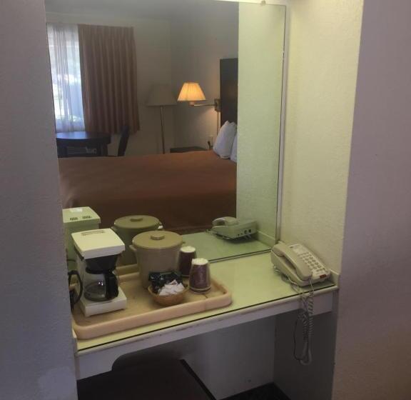 キングサイズベッドのスタンダードルーム, Best Way Inn