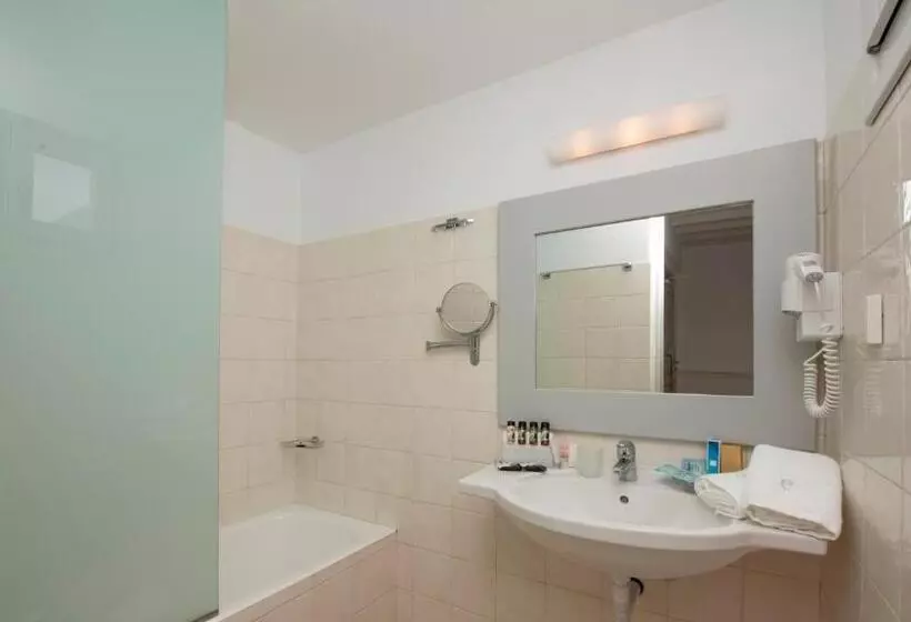 سوییت جونیور, Elena Hotel Mykonos