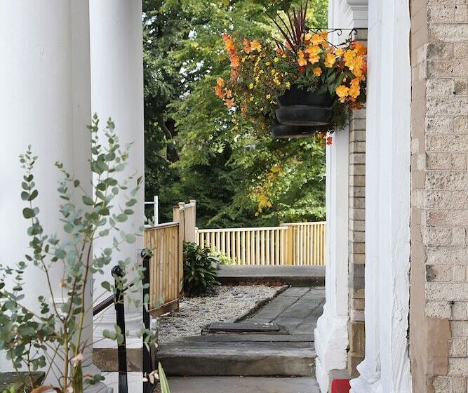 Номер Стандарт, Elmbank York, Tapestry Collection By Hilton