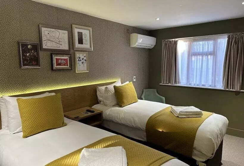 スタンダードルーム, Elmbank York, Tapestry Collection By Hilton