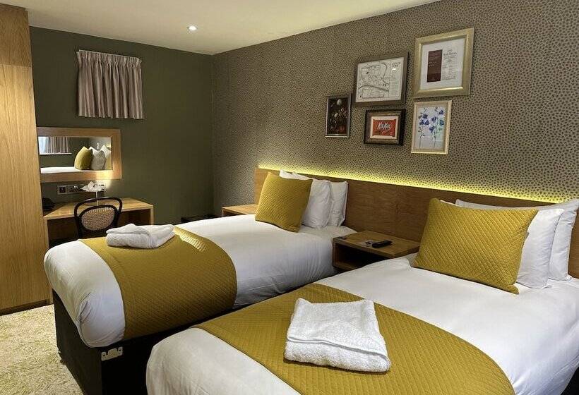 Номер Стандарт, Elmbank York, Tapestry Collection By Hilton