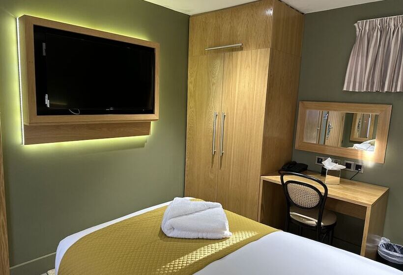 Номер Стандарт, Elmbank York, Tapestry Collection By Hilton