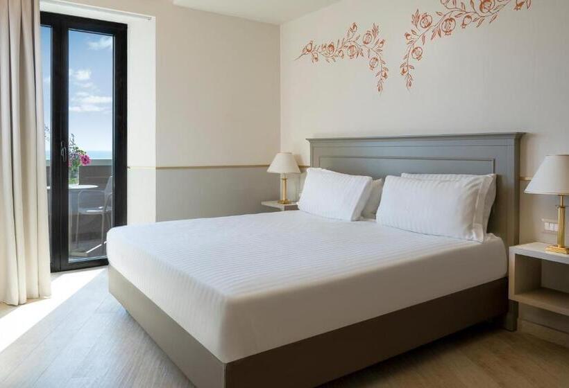 اتاق اجرایی, Imperiale Rimini & Spa