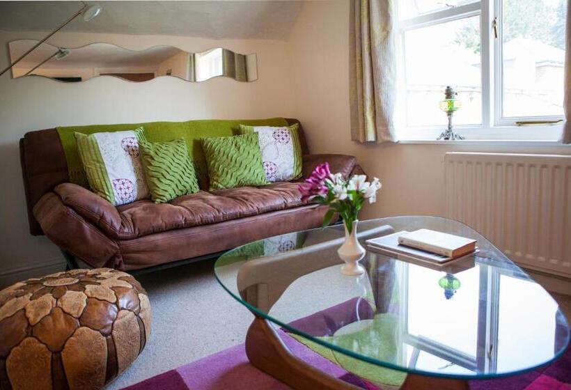 غرفة قياسية, La Fosse At Cranborne