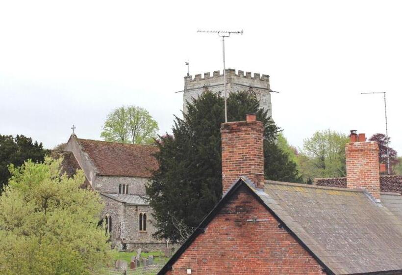 غرفة قياسية, La Fosse At Cranborne