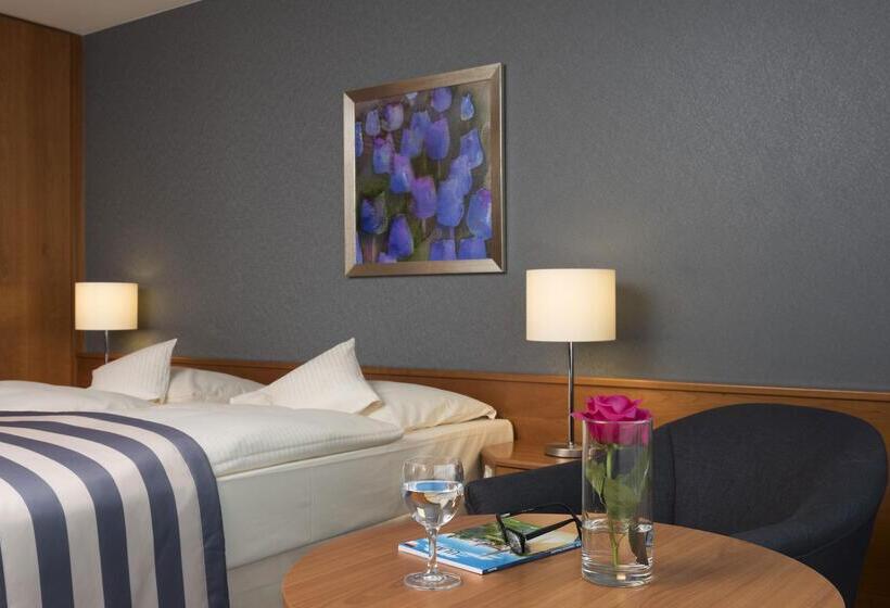 Номер Комфорт, Maritim Hotel Ulm