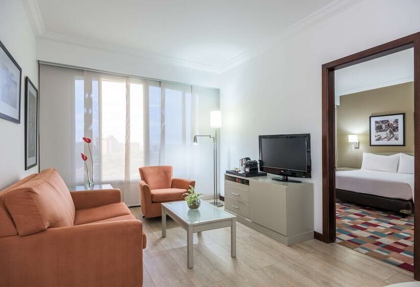 スイート（家族用）, NH Cali Royal