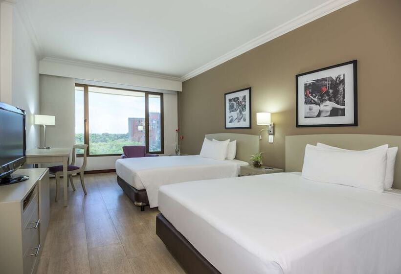 スイート（家族用）, NH Cali Royal