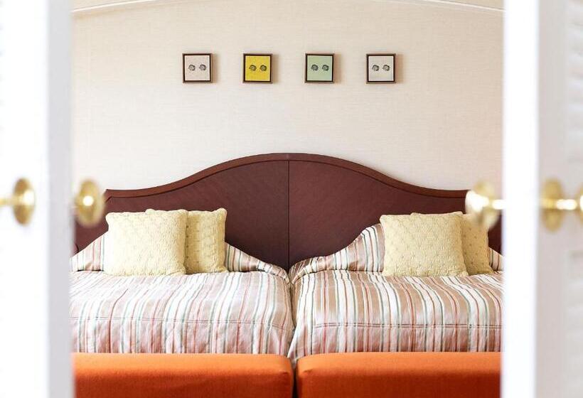 סוויטה, Nikko Alivila