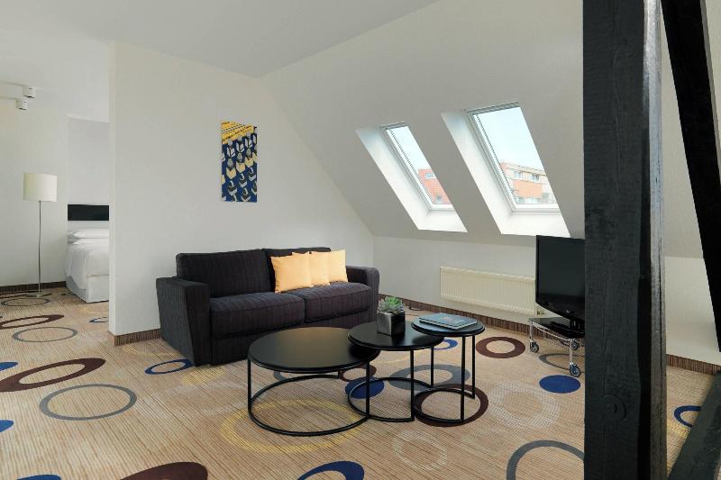 行政房间, Sheraton Hannover Pelikan