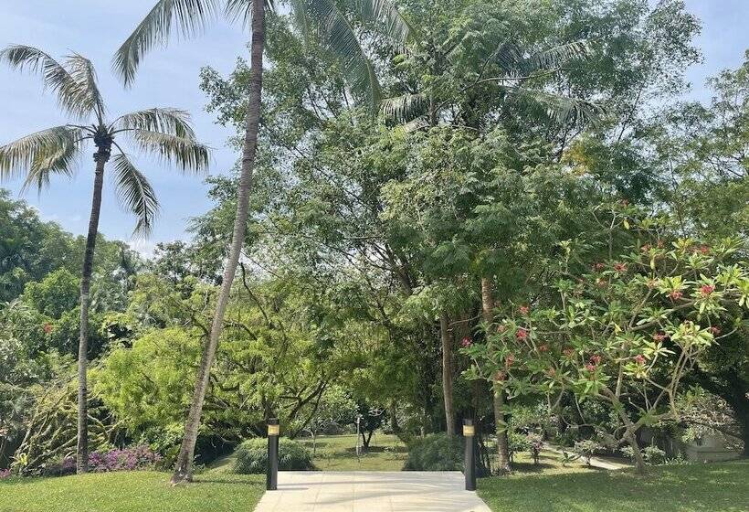 اتاق لوکس خانوادگی, Sofitel Singapore Sentosa Resort & Spa