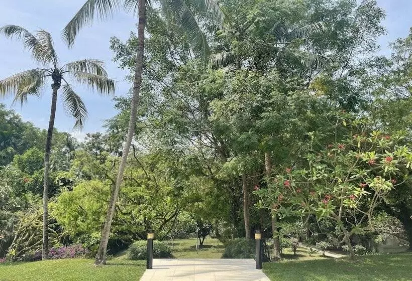 اتاق لوکس خانوادگی, Sofitel Singapore Sentosa Resort & Spa