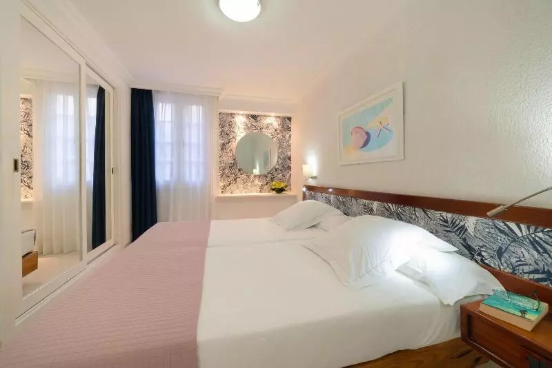 اتاق استاندارد با تخت بزرگ, The Peaks Resort And Spa