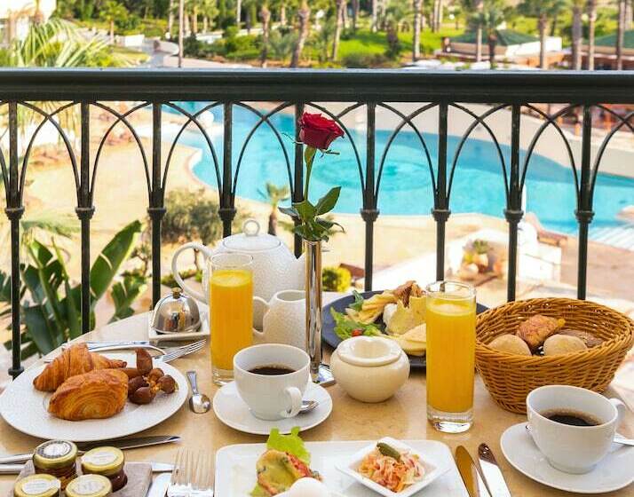 اتاق لوکس با چشمانداز دریا, The Residence Tunis