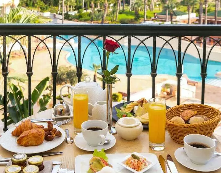 اتاق لوکس با چشمانداز دریا, The Residence Tunis