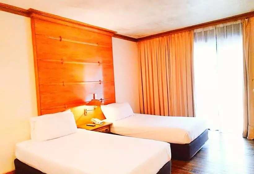 Deluxe-huone Puutarhanäkymä, Sutra Beach Resort