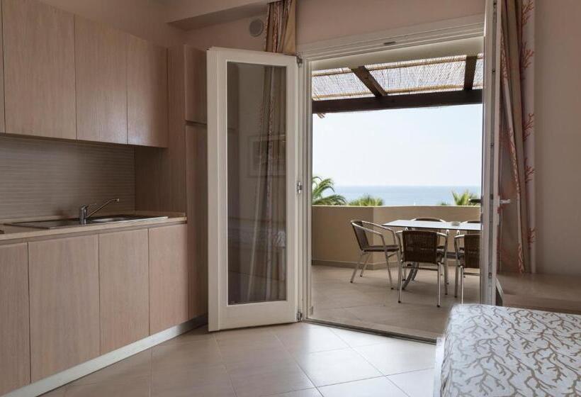 Апартаменты 1 Спальня Вид на Море, Villaggio Cala Di Volpe