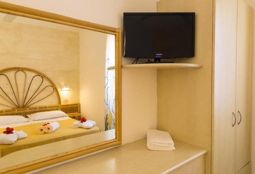 Апартаменты 1 Спальня Вид на Сад, Villaggio Cala Di Volpe