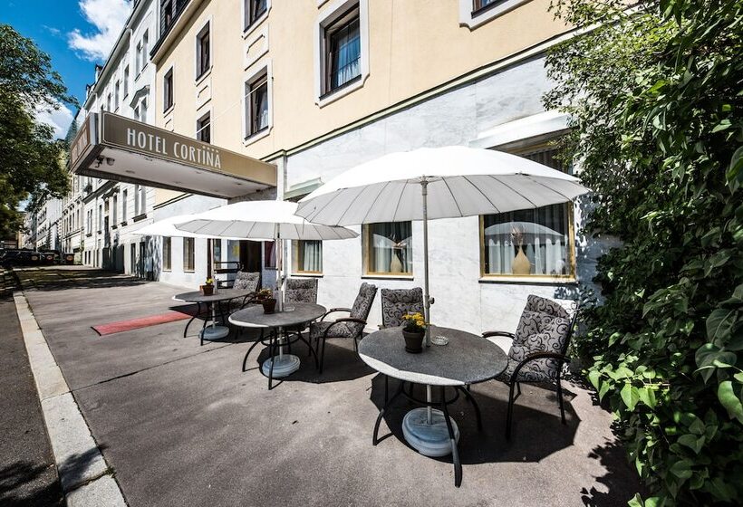 اتاق استاندارد یک نفره, Club Hotel Cortina