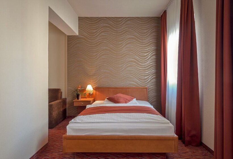 스탠다드 싱글 룸, Club Hotel Cortina