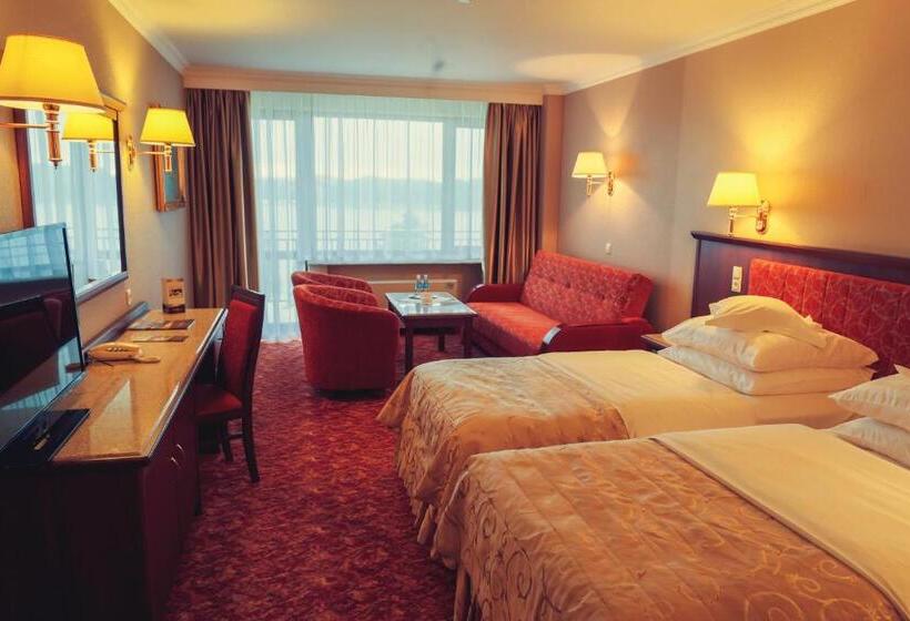 اتاق استاندارد, Gołębiewski Mikołajki